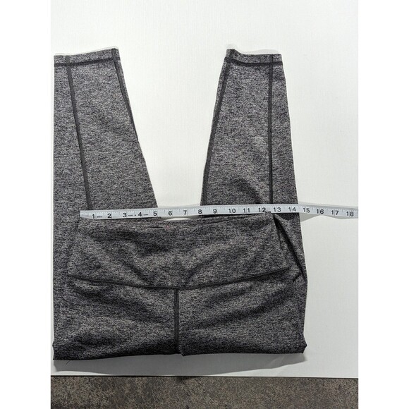 Victoria's Secret VSX Sport Size Small Grey‎ Knockout Capri's Pants - Picture 6 of 8